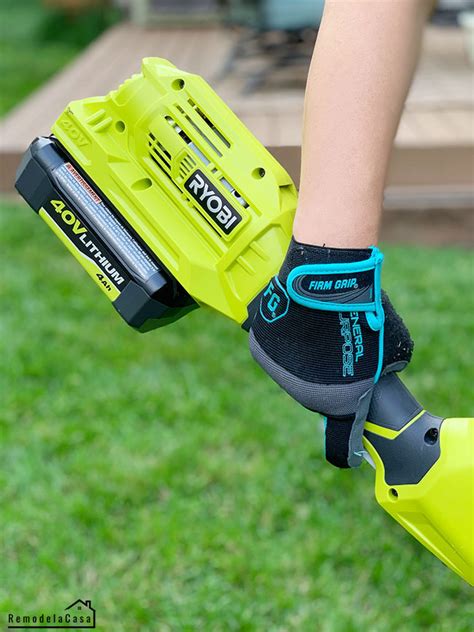 This replacement grass trimmer line spool set is designed for ryobi cordless trimmers. Give Your Beds and Borders a Sharp Edge With The Ryobi 40V ...