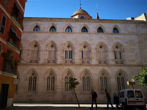 Simple Science: How to Make a Volcano with Kids