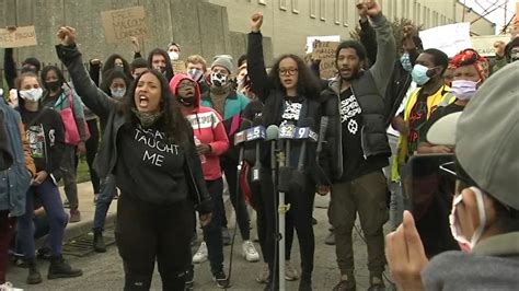 Chicago Protests Black Lives Matter Calls For All Protesters Immediate Release From Cpd