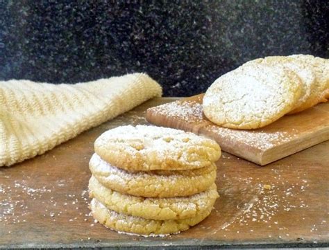 Duncan hines cake mixes were a standard at many childhood celebrations when i was a kid, and continue to be a way for people to produce a spot on. Duncan Hines Cake Mix Cookies Lemon : Duncan hines lemon ...