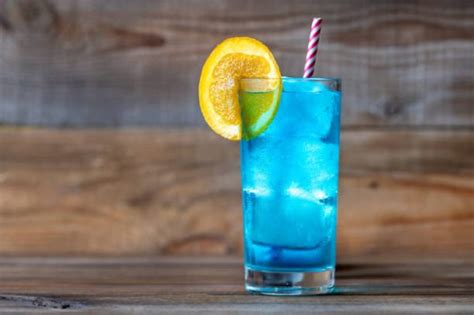 Blue Lagoon Cocktail Receta Para El Verano 2023