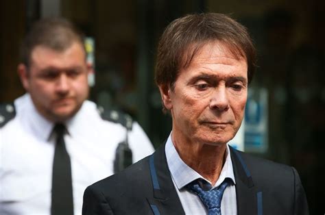 Top Lawyers Back Cliff Richards Sex Offender Suspect Anonymity