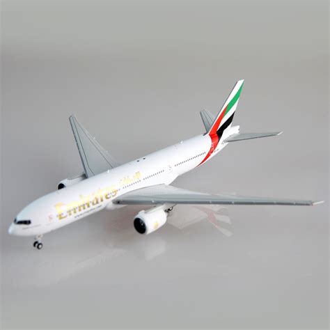 Emirates Boeing 777 200lr 1400 Scale Die Cast Model Plane Replica 777