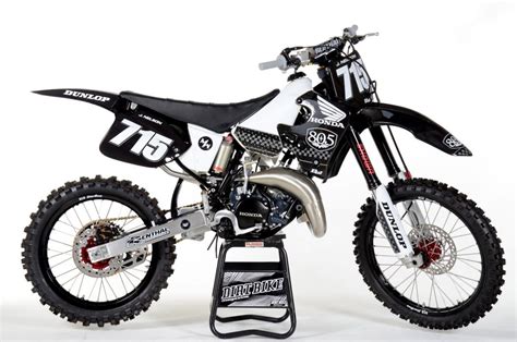 Single cylinder 2 stroke bore: BEST 125CC 2-STROKE BUILDS OF 2018: TWO-STROKE TUESDAY ...