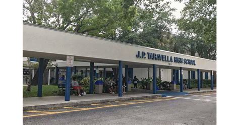 Jp Taravella High School In Coral Springs Went On Lockdown Wednesday