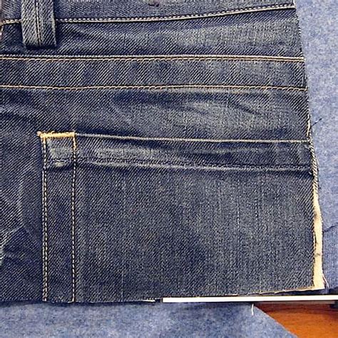 she cuts her old jeans into pieces for one incredible reason i m totally trying this diy old