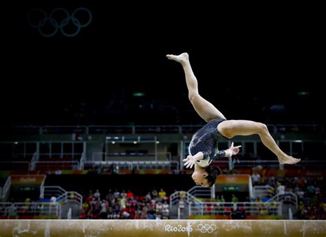 La ginnastica artistica maschile prevede sei differenti specialità, ovvero sei differenti attrezzi sui quali il ginnasta può eseguire i suoi esercizi: Olimpiadi Rio 2016, ginnastica artistica donne: le qualificazioni