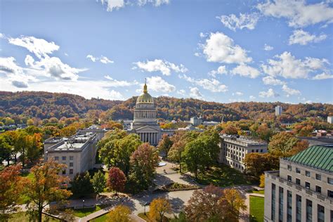 Picture Of The State Capitol In Charleston West Virginia Charleston