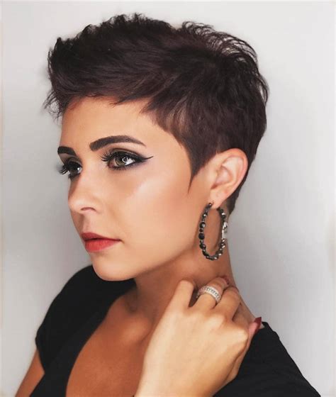 25 Short Edgy Pixie Cuts And Hairstyles