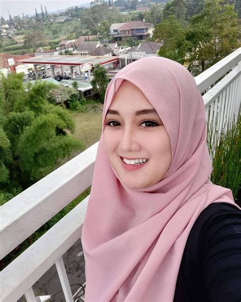 Cikgu Cantik Di Malaysia Audrey Hill
