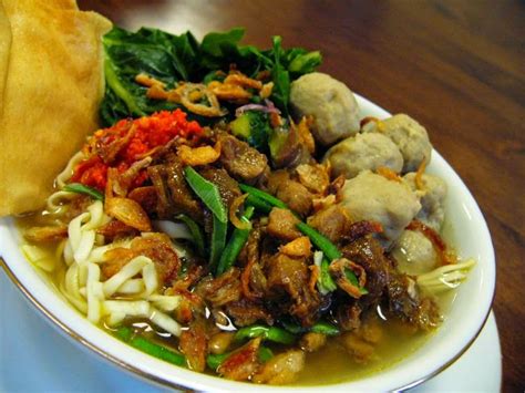 Bahkan untuk mendapatkannya sangat mudah. Cara Membuat Baso Kambing Super Enak : Resep dan Cara ...
