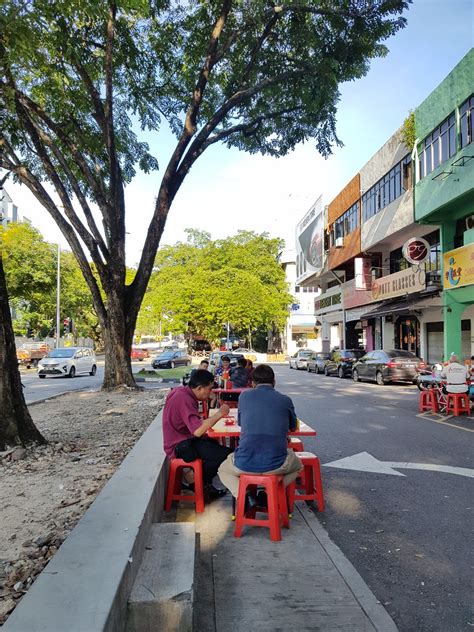 The ampang line and sri petaling line were originally known as the star lrt (abbreviation for sistem transit aliran ringan which means light rapid transit system), a single train line with two branches originating from sentul timur station and sprawling to ampang and sri petaling stations via. 青蛙生活点滴 Froggy's Bits of Life: 点心 Dim Sum @ 大家城点心茶楼 Clan ...
