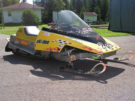 Ski Doo Open Mod 440 245 Rv Tnt Chassis Vintage Sled Snowmobile