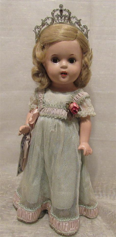 Vintage Madame Alexander Princess Elizabeth Doll In Original Tagged