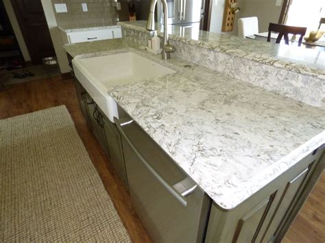 What Color Kitchen Tiles With Berwyn Quartz And White Cabinets