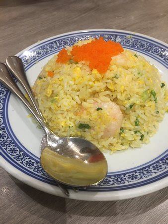 You should order egg custard bun. Dolly Dim Sum, Pavilion Elite, Kuala Lumpur - Restaurant ...