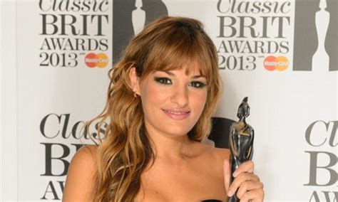 Nicola Benedetti Violin Star Says Don T Judge My Looks Daily Mail Online