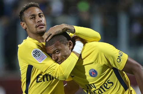Barcelona, en la champions league. Celtic vs PSG line ups: Neymar and Kylian Mbappe start in ...