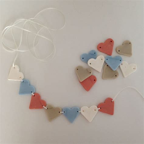 Your container will have all of the delicate veins of the leaf as part of its texture. Air dried hearts | Clay crafts air dry, Diy air dry clay ...