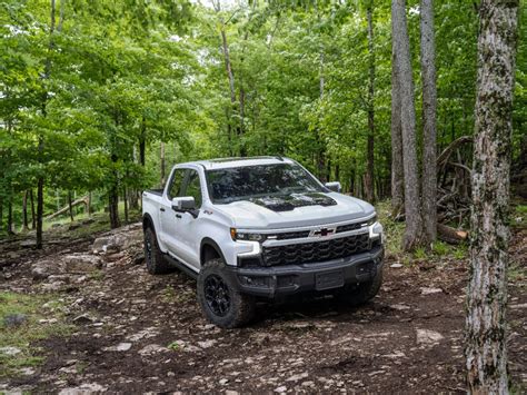 Gm Reveals 2023 Chevrolet Silverado Zr2 Bison 2nd Gen 30l Duramax