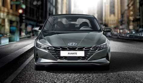 With the 3rd generation platform, the avante 2021 is longer, wider, roomier with a uber fuel efficiency. 2021 Hyundai Avante Has A Special Place For Your Phone ...