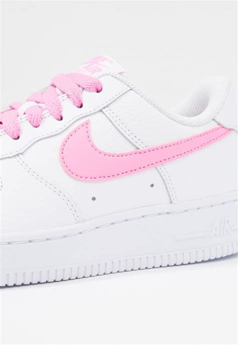 Weitere stichworte zu dem produkt air force 1 sage low women particle beige/phantom/particle beige Sneakers | AIR FORCE 1 '07 White/Psychic Pink | Nike Donna ...
