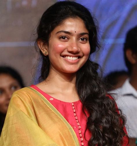 Sai Pallavi Wiki Age Babefriend Family Caste Height Biography More In Actress
