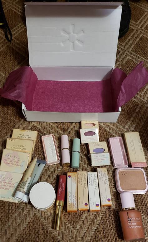 Vintage Mary Kay New Old Stock 23 Pieces Bronzer Blush Lip Etsy