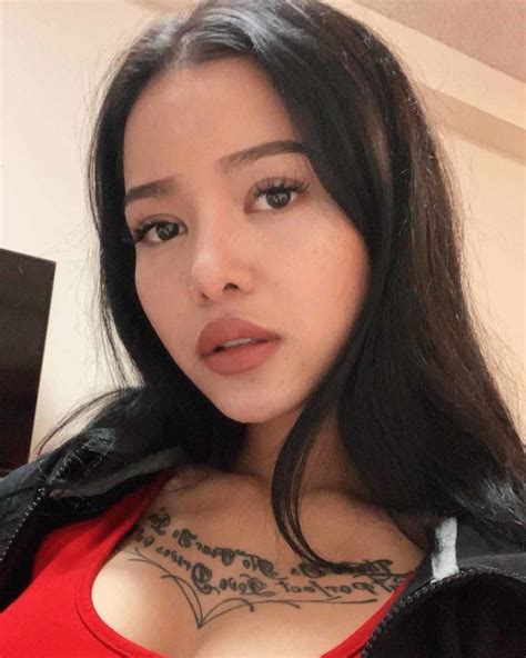 Lola Tung Biodata Profil Fakta Umur Agama Pacar Serial Hot Sex Picture