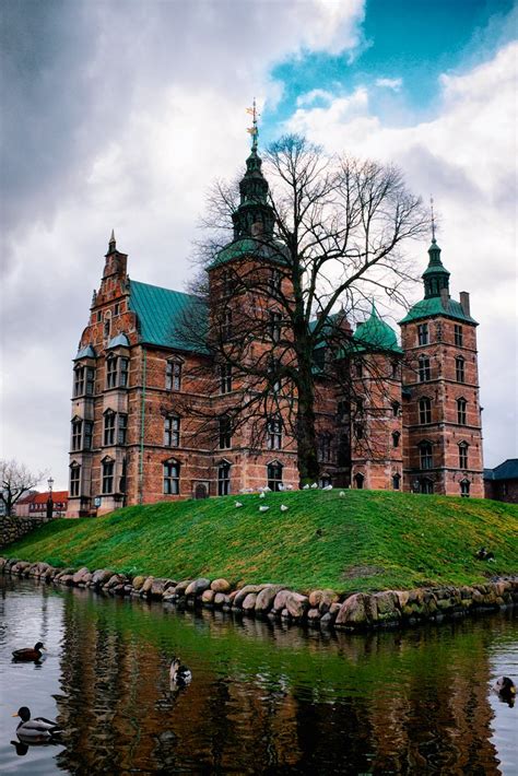 ˈrùːsn̩bɔrɡ ) or (especially locally) rbk , is a norwegian professional football club from trondheim that plays in. Rosenborg Castle | James Losey | Flickr