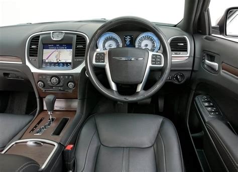 Chrysler 300c Specifications Photos Videos Reviews