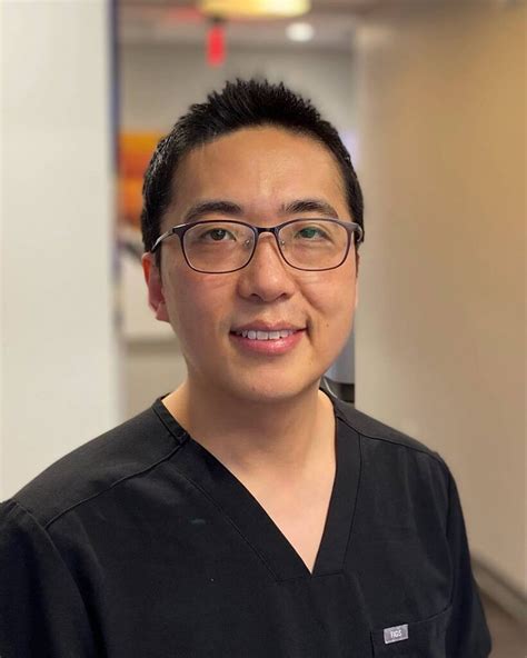 Dr Yong Hur Dmd Periodontist In Stoneham Ma