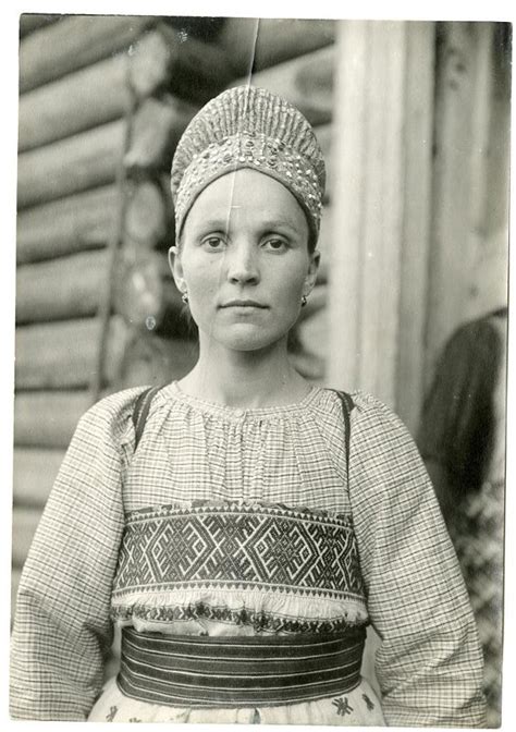 Фотоотпечаток Крестьянка М Ф ЗаозерскаяПериод создания 1911 Народный костюм Старые фото