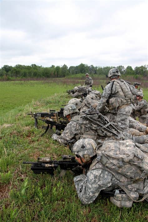 1st Brigade Conducts Walk And Shoot Article The United States Army