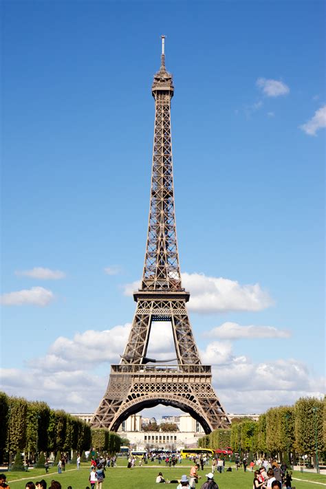Fileeiffel Tower Paris 17 September 2010 Wikimedia