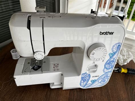 Brother Lx3817 17 Stitch Portable Full Size Sewing Machine White Ebay