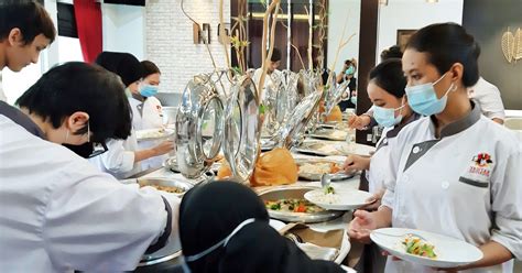 FOOD UNIVERSITY INDONESIA: Sesi Penutup Cooking Practical di Grand