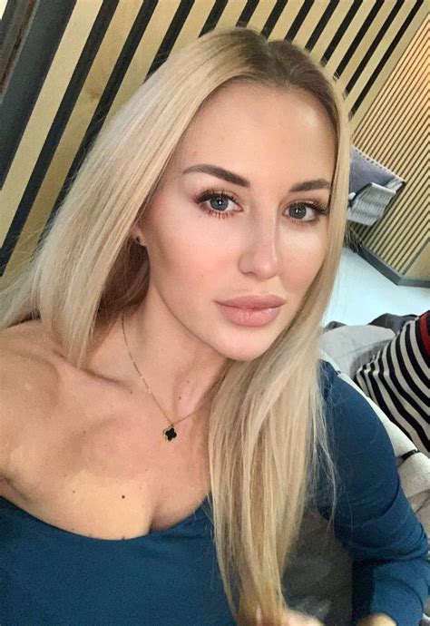 33 Yo Ekaterina From Kyiv Ukraine Blue Eyes Blond Hair Id