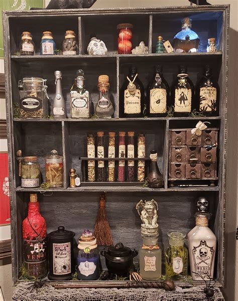 Potions Cabinet Halloween Harry Potter Halloween Harry Potter Potions Harry Potter Miniatures