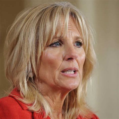 Jill biden underwent a common medical procedure on wednesday morning and was set to return to her normal routine, according to the white house. SwashVillage | Jill Biden Biografie