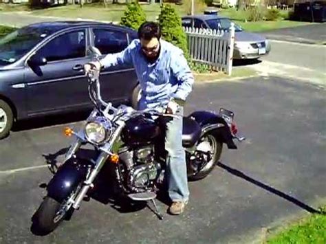 If you are out for a cruiser you owe it to yourself to stop and check out the c50s. Boulevard C50, 2006, Suzuki - YouTube