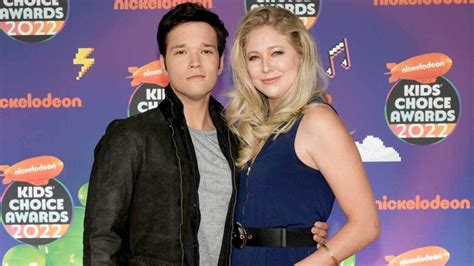 Icarlys Nathan Kress And Wife London Welcome Baby No 3 See The