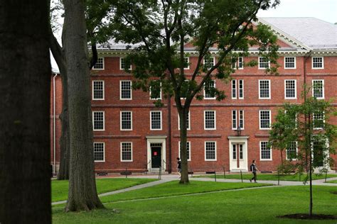 Harvard Agrees To End Lawsuit Over Fraternities And Sororities Bloomberg