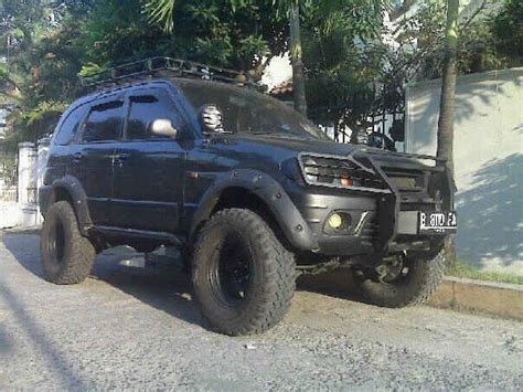 Modifikasi velg mobil jeep wrangler pakai velg aev 9011 hsr r17 via maximusbandung.com. CARA MODIFIKASI KEREN DAIHATSU TARUNA - otomotif