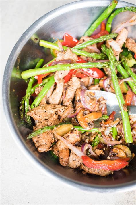 By the way, these one pan meals are my favorite. Easy Low Carb Pork Stir Fry with Veggies