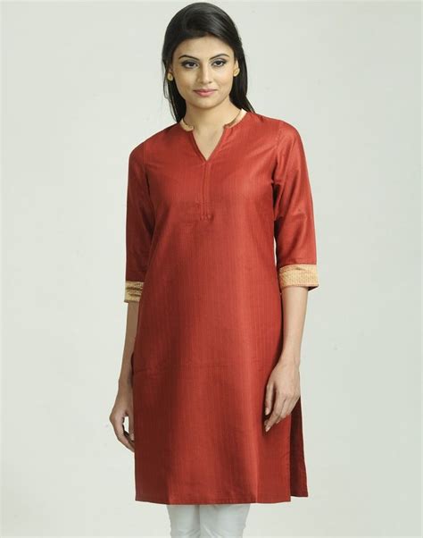 Latest Women Best Kurti Designs Collection For Winter By Fabindia