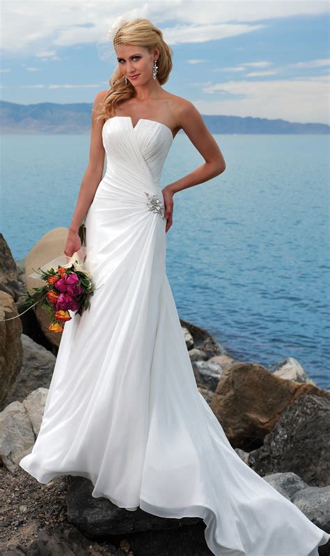 Great Strapless Beach Wedding Dresses Check It Out Now Goldweddingdress