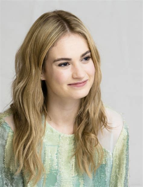 Learn how lily james trained and the workout and diet she used to prepare for her roles! 2015: 'Cinderella' Press Conference - 028 - Lily James Online / Photo Archive | Actress lily ...