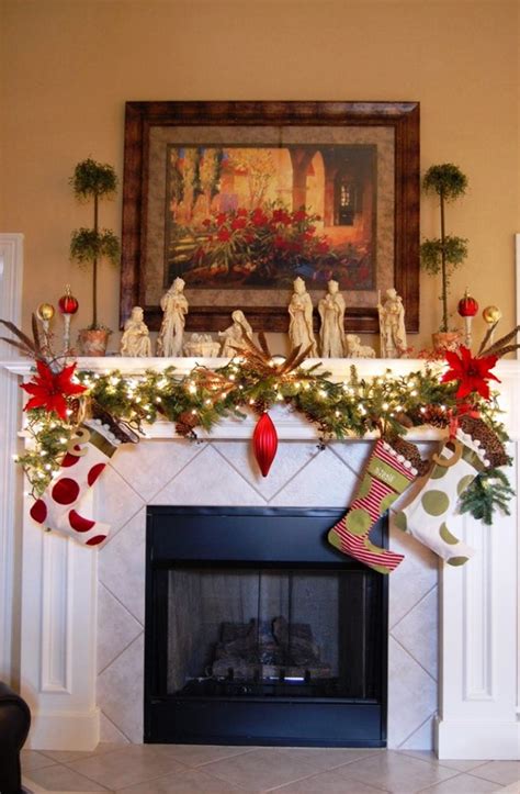 Awesome Christmas Fireplace Mantel Decoration Ideas Instaloverz