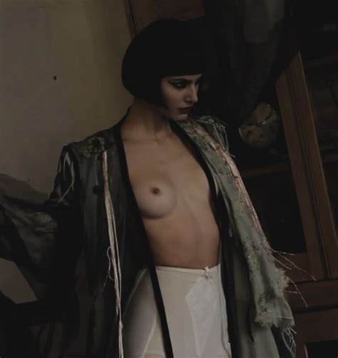 Iliana Papageorgiou Nude And Sexy Pics Videos Celeb Stalker Com
